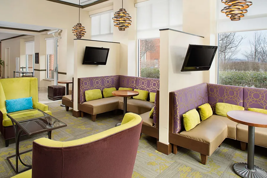 Hilton Garden Inn Hartford North/Bradley Int'l Airport hotel detail image 2