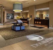 DoubleTree by Hilton St. Louis - Westport hotel detail image 4
