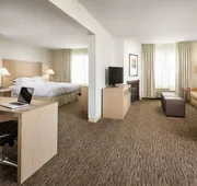 DoubleTree by Hilton Portland - Tigard hotel detail image 3