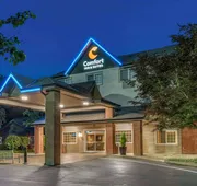 Comfort Inn & Suites Tualatin - Lake Oswego South hotel detail image 3