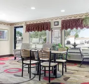 Econo Lodge Grand Forks near University hotel detail image 7