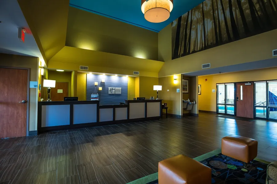 Holiday Inn Express Hotel & Suites Edmond by IHG hotel detail image 6