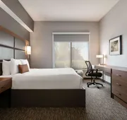 Wingate by Wyndham - Cincinnati - Blue Ash hotel detail image 5