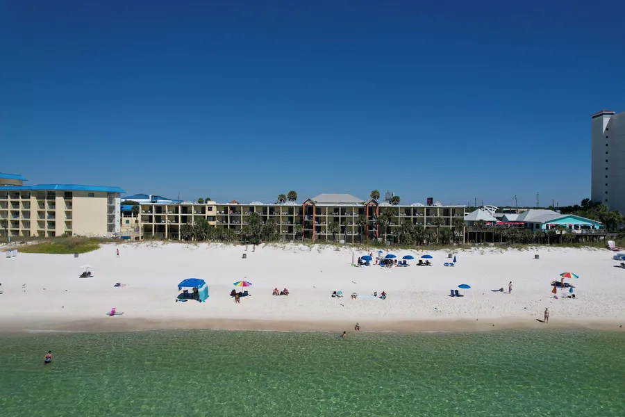 Ramada By Wyndham Panama City Beach Beachfront hotel detail image 2