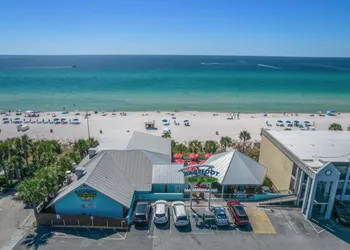 Ramada by Wyndham Panama City Beach / Beachfront hotel thumbnail 5