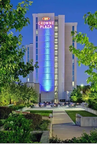 Crowne Plaza Chicago Ohare Hotel & Conf Ctr by IHG hotel detail image 2