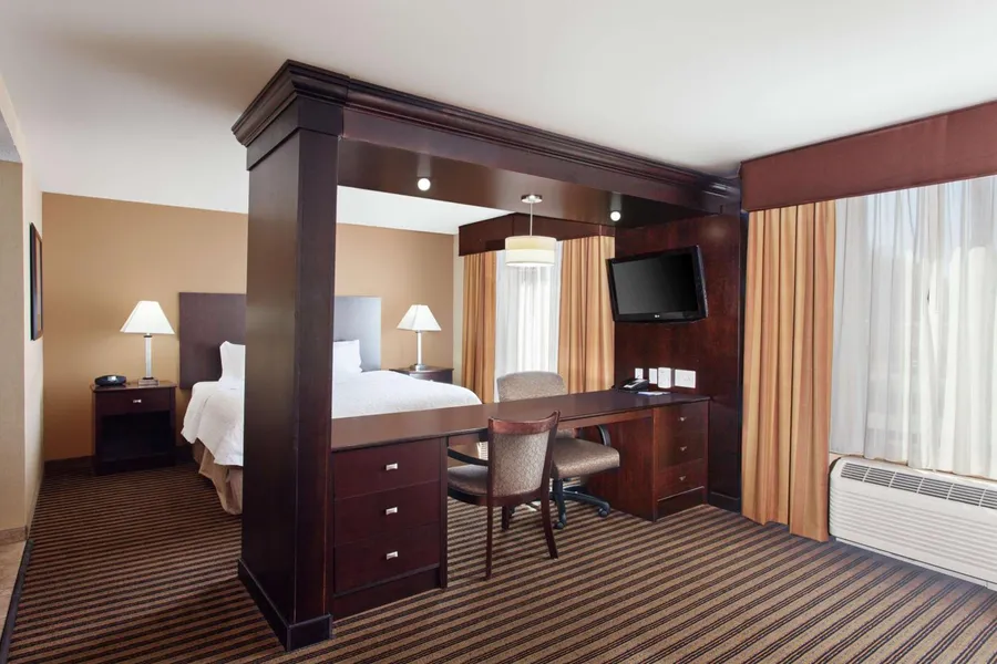 Hampton Inn & Suites Fresno-Northwest hotel detail image 6