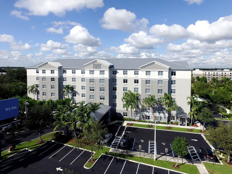 Four Points by Sheraton Fort Lauderdale Airport - Dania Beach hotel detail image 2