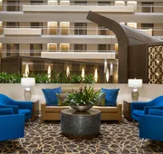 Embassy Suites by Hilton San Antonio Airport hotel detail image 5