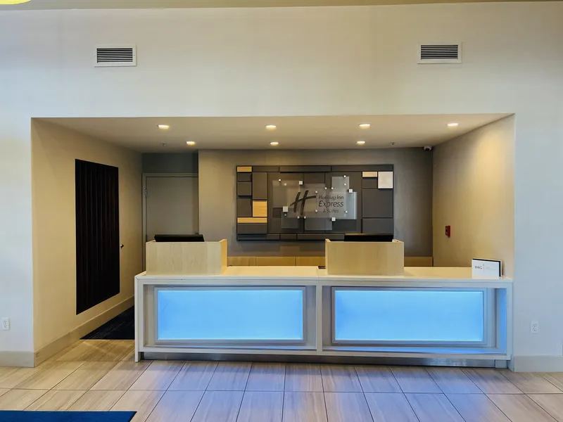 Holiday Inn Express & Suites Salinas by IHG hotel detail image 2