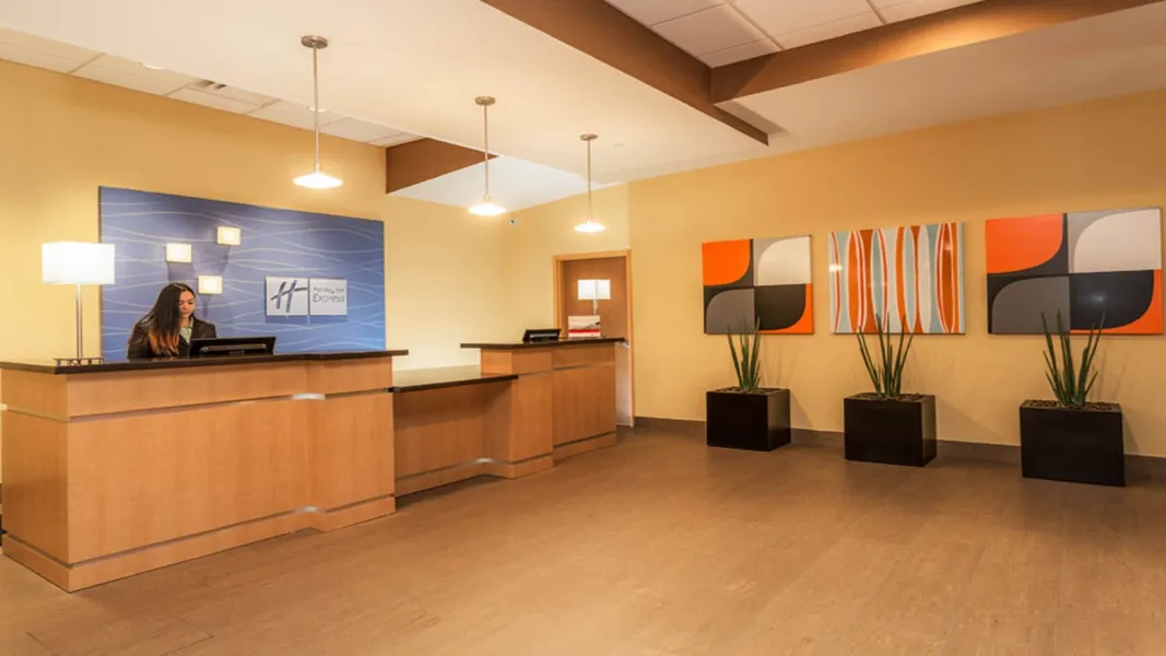 Holiday Inn Express & Suites Fort Lauderdale Airport South by IHG hotel detail image 2