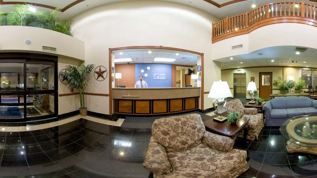 Holiday Inn Express & Suites Houston - Memorial Park Area by IHG hotel detail image 6