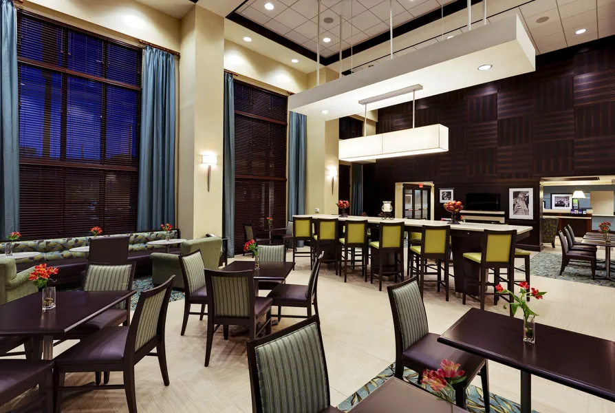 Hampton Inn & Suites Mahwah hotel detail image 6