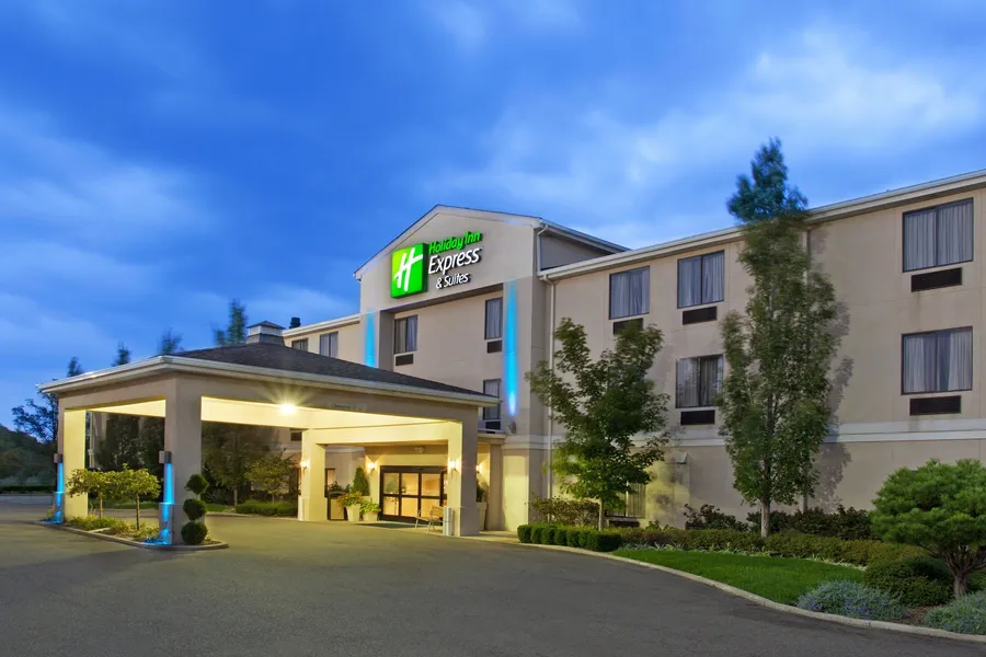 Holiday Inn Express & Suites Alliance by IHG hotel detail image 2