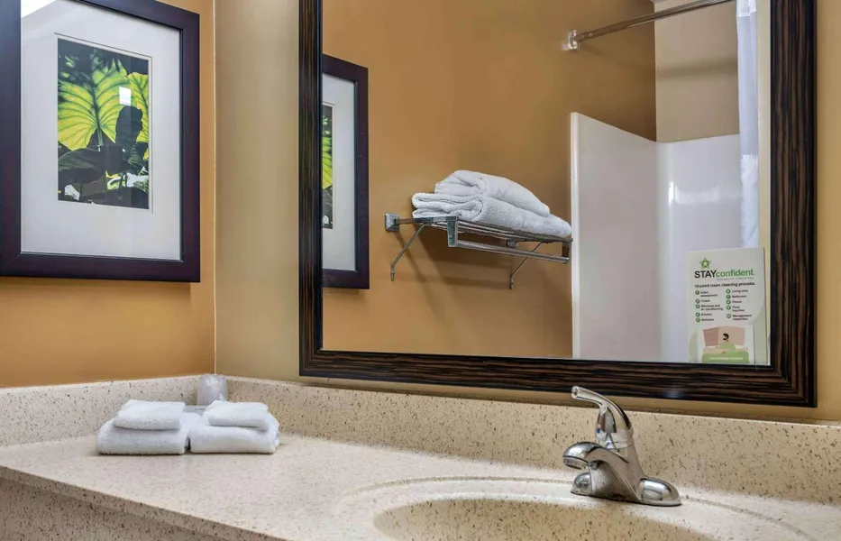 Extended Stay America Suites Houston Med Ctr Greenway Plaza hotel detail image 6