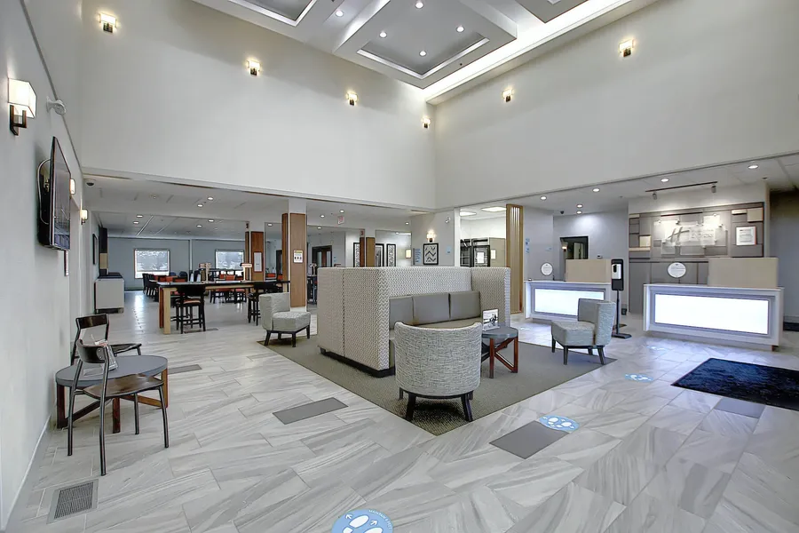 Holiday Inn Express Airport-Calgary by IHG hotel detail image 2