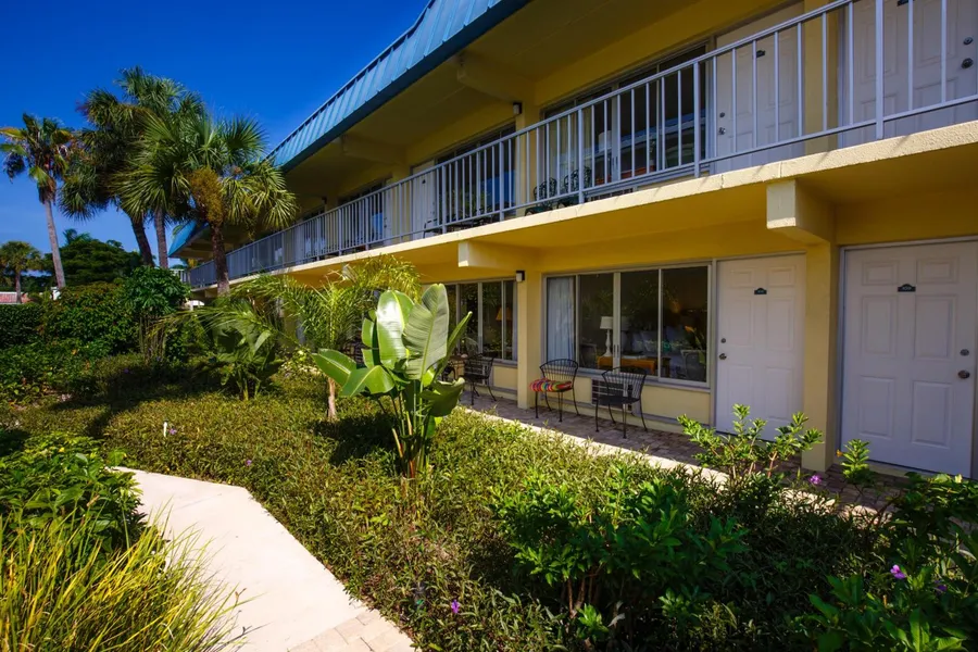 Naples Garden Inn hotel detail image 2