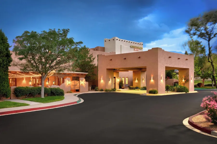 Courtyard by Marriott Albuquerque hotel detail image 2