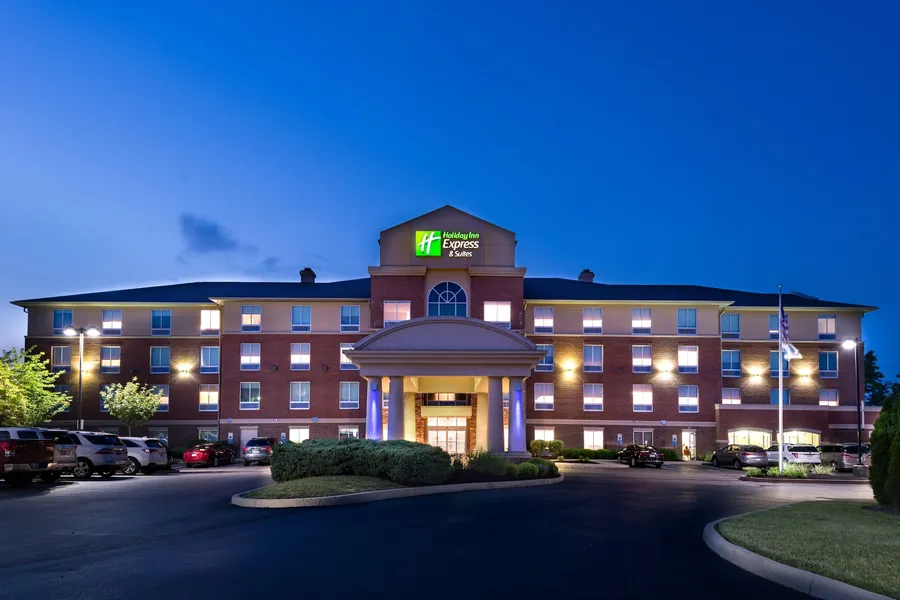 Holiday Inn Express & Suites Cincinnati - Mason by IHG hotel detail image 2