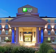 Holiday Inn Express & Suites Cincinnati - Mason by IHG hotel detail image 4