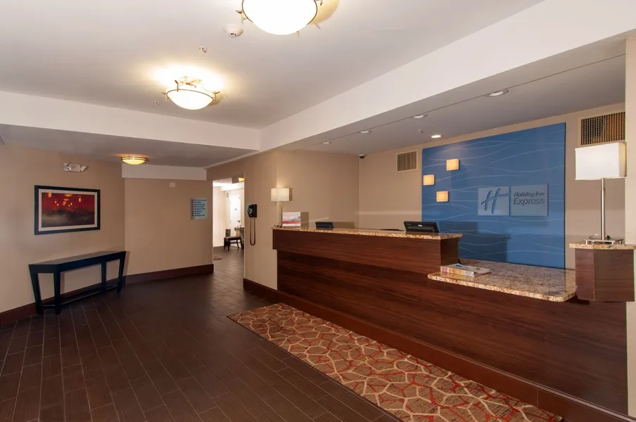 Holiday Inn Express Vernon - Manchester by IHG hotel detail image 2