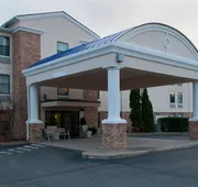Holiday Inn Express Vernon - Manchester by IHG hotel detail image 3
