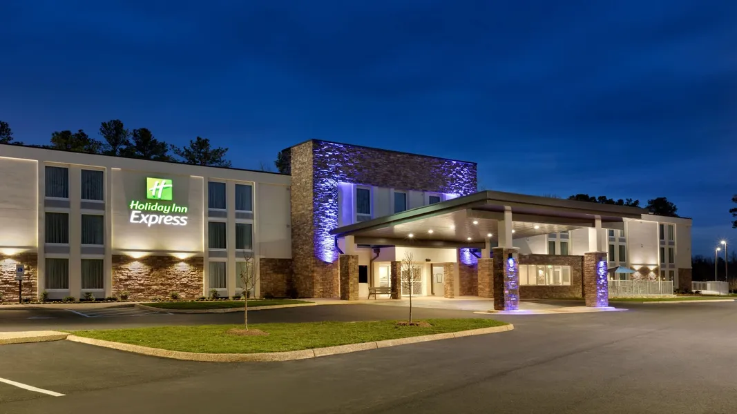 Holiday Inn Express Williamsbrg Busch Gardens Area by IHG hotel detail image 2