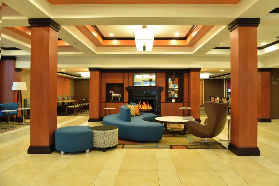 Fairfield Inn & Suites Hartford Airport hotel detail image 2