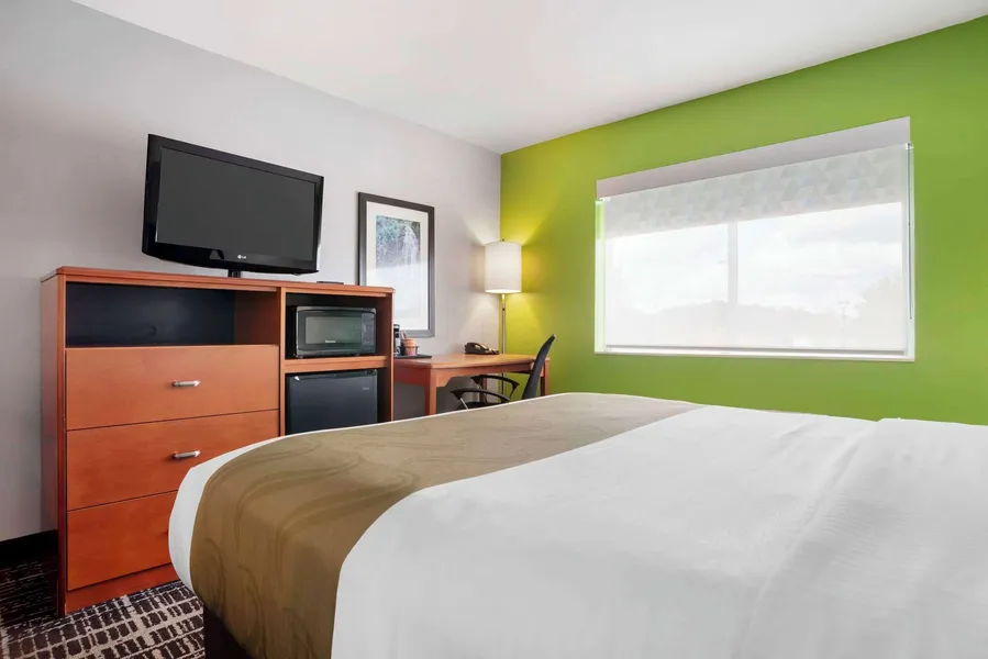 Quality Inn & Suites Birmingham - Highway 280 hotel detail image 6