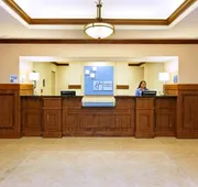 Holiday Inn Express Hotel & Suites FRESNO NORTHWEST-HERNDON by IHG hotel detail image 5