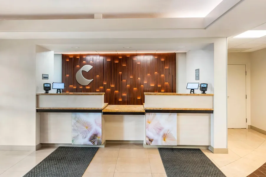 Comfort Inn & Suites Saint Louis Lafayette Square hotel detail image 6