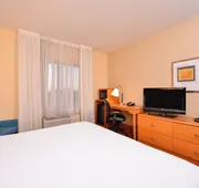 Fairfield Inn & Suites by Marriott White Marsh hotel detail image 5