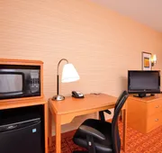 Fairfield Inn & Suites by Marriott White Marsh hotel detail image 7