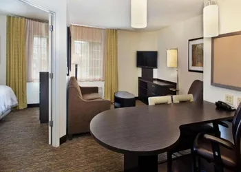 Sonesta Simply Suites Houston Galleria hotel thumbnail 8