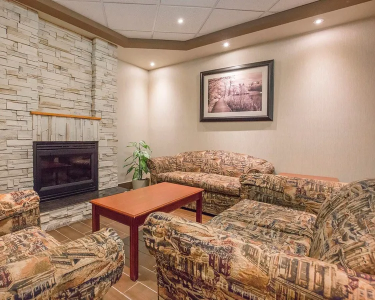 Comfort Inn & Suites University hotel detail image 2