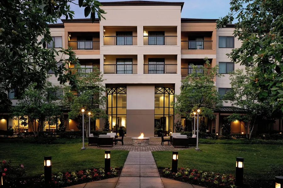 Courtyard by Marriott Springfield hotel detail image 2