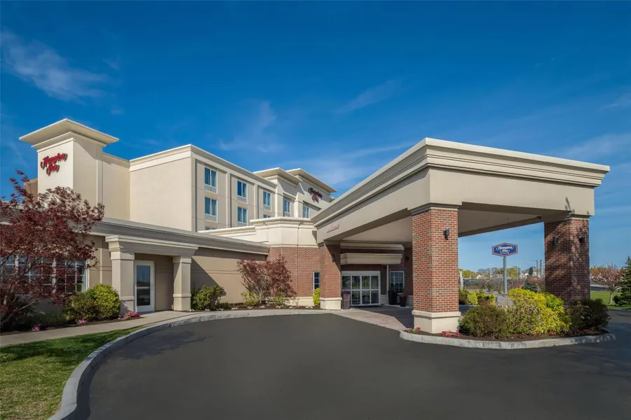 Hampton Inn Pawtucket hotel detail image 2