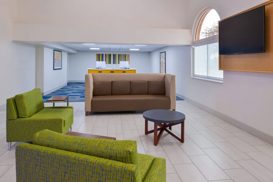 Holiday Inn Express & Suites Shreveport - Downtown by IHG hotel detail image 2