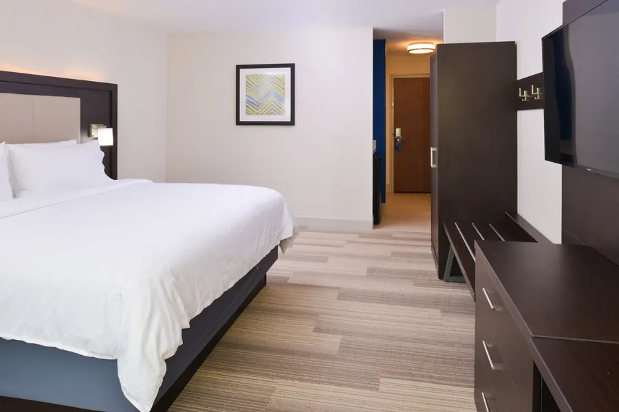 Holiday Inn Express & Suites Shreveport - Downtown by IHG hotel detail image 6