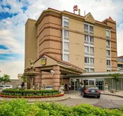 Monte Carlo Inn Airport Suites hotel detail image 5