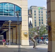 Holiday Inn Express & Suites Pittsburgh North Shore by IHG hotel detail image 4