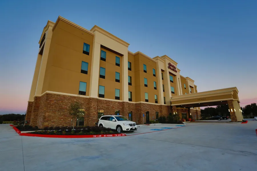 Hampton Inn By Hilton And Suites Missouri City hotel detail image 2