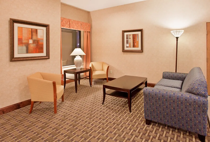 Holiday Inn Express Kansas City-Liberty by IHG hotel detail image 2