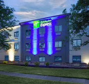 Holiday Inn Express Cleveland Airport - Brookpark by IHG hotel detail image 4