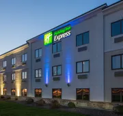 Holiday Inn Express Cleveland Airport - Brookpark by IHG hotel detail image 5