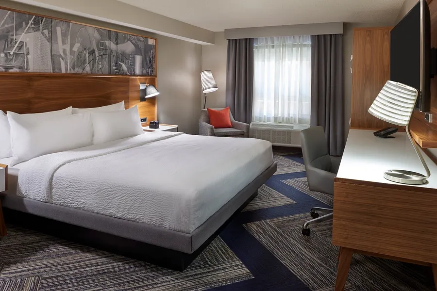 Four Points by Sheraton Vaughan hotel detail image 6