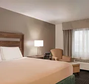 Baymont by Wyndham Buffalo hotel detail image 4