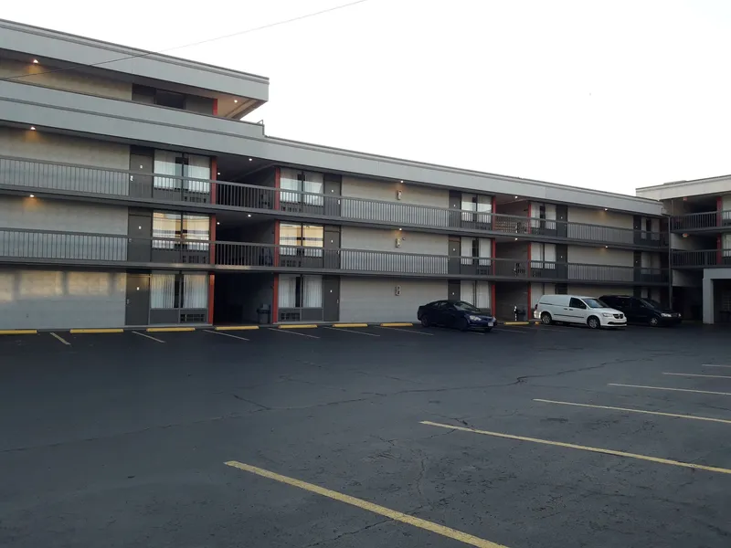 Clarion Pointe University/Expo hotel detail image 2