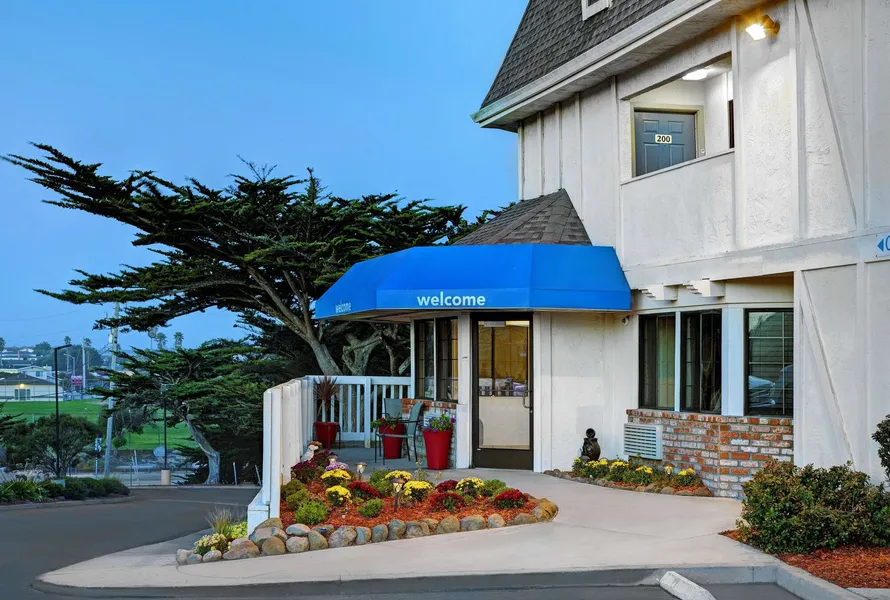 Motel 6 Marina, CA - Monterey hotel detail image 6