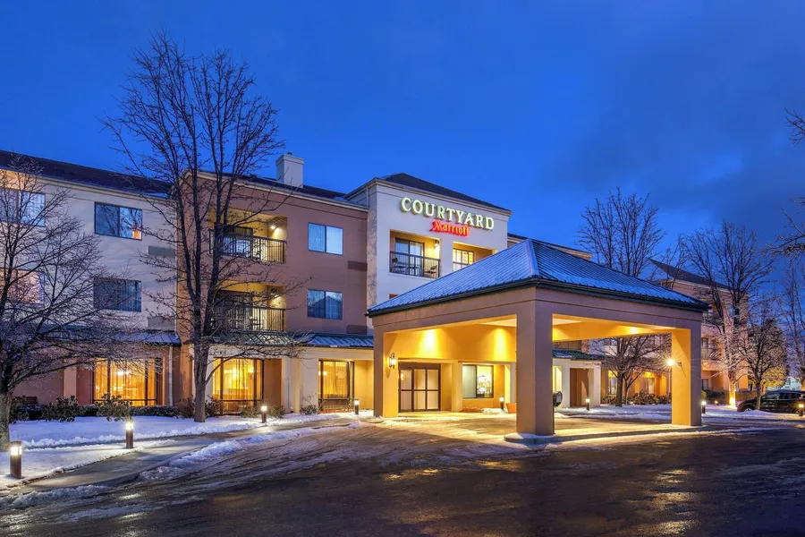 Courtyard by Marriott Hartford Manchester hotel detail image 2